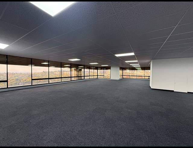835M² OFFICE TO LET IN BRAAMFONTEIN WERF